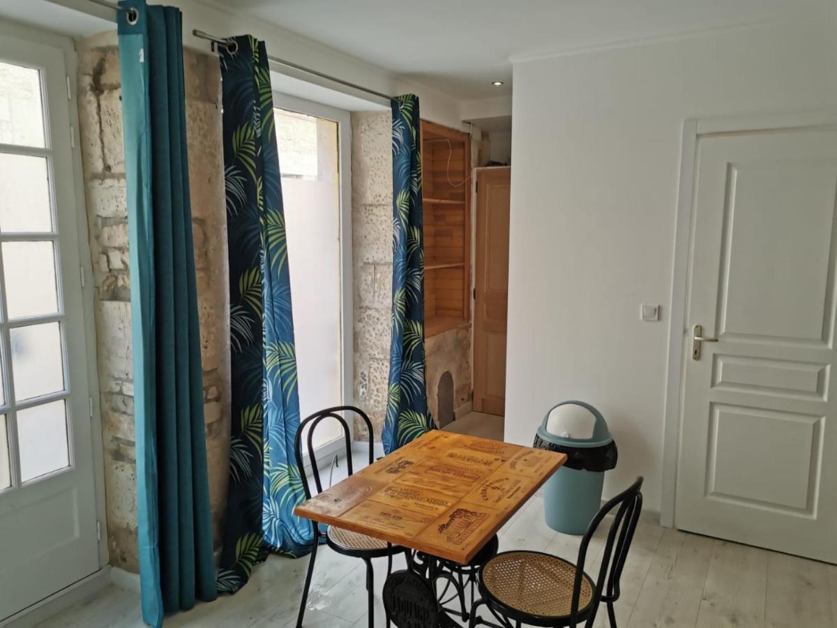 דירות Studio Renove Centre Mansle מראה חיצוני תמונה